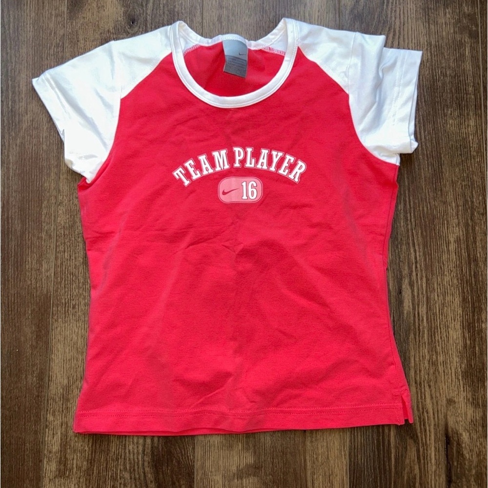 Women’s Y2K Nike Top